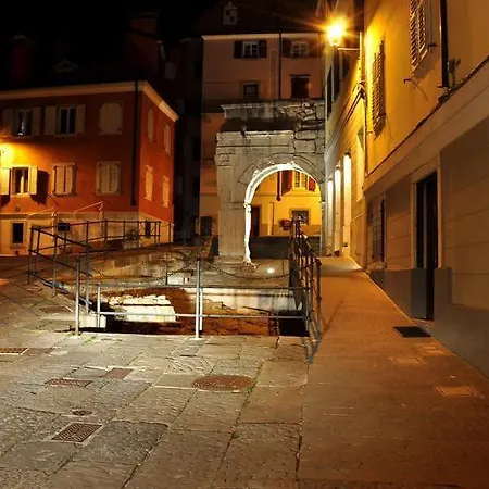 Barbacan Boutique Готель