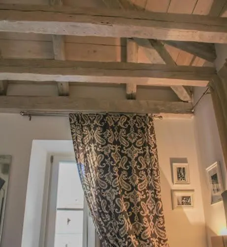 Barbacan Boutique فندق